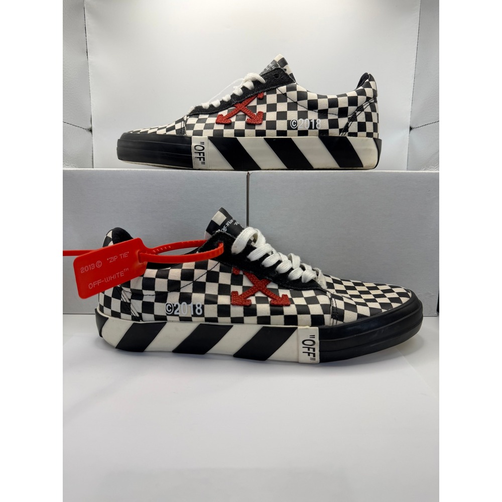 Off-White Vulc‎ Low "Checkered" – Size 8.5